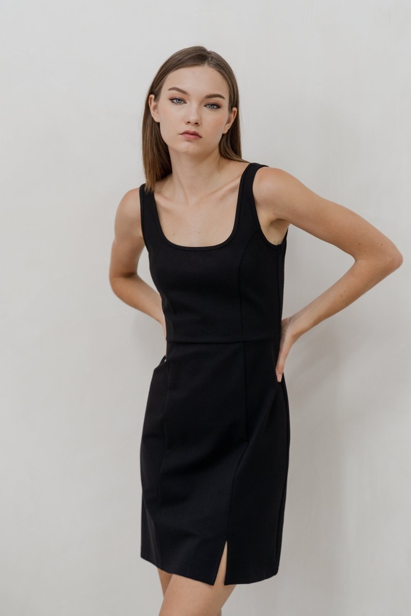 Arya Cotton Skater Dress in Black (XS)