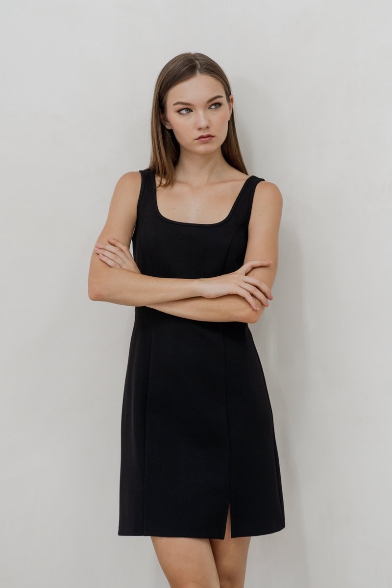 Arya Cotton Skater Dress in Black (XS)