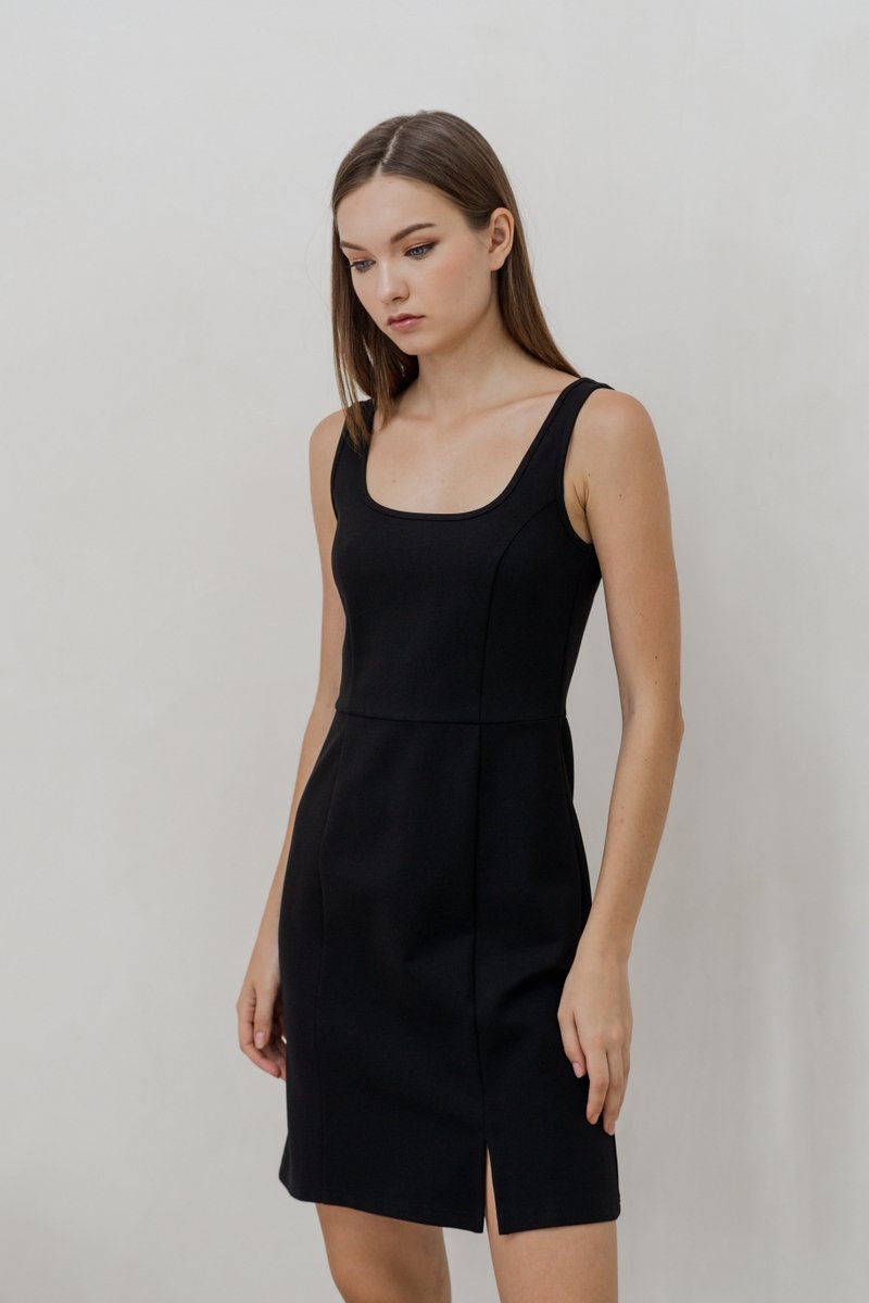 Arya Cotton Skater Dress in Black (XS)