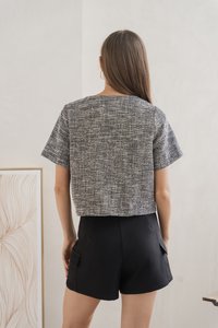 Linda Cargo Pocket Short in Black