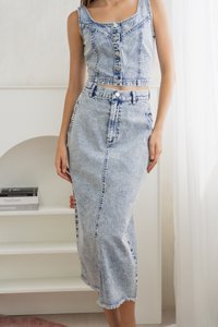 Adri Two-Way Denim Top in Acid Wash (S)