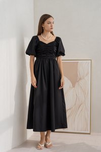 Sephiana Sweetheart Ruched Maxi Dress in Black (XS)