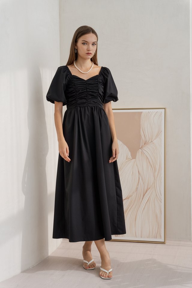 Sephiana Sweetheart Ruched Maxi Dress in Black