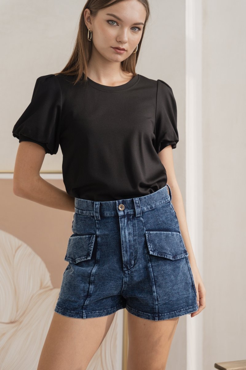 Laney Front Pocket Denim Short in Dark Wash (XS)