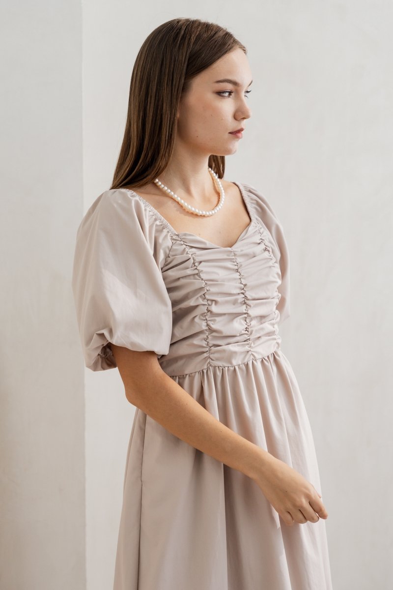 Sephiana Sweetheart Ruched Maxi Dress in Stone
