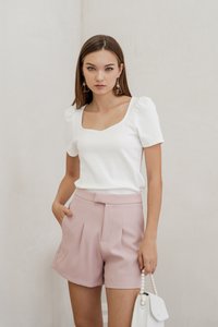 Deliah Tailored Shorts in Dusty Pink