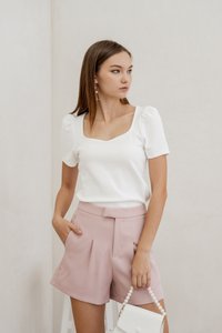 Deliah Tailored Shorts in Dusty Pink
