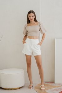 Deliah Tailored Shorts in White (XS)