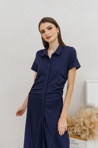 Genevieve Side Ruched Button Maxi Dress in Navy (XS)