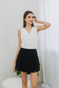 Lana Front Slit Skort in Black (XS)