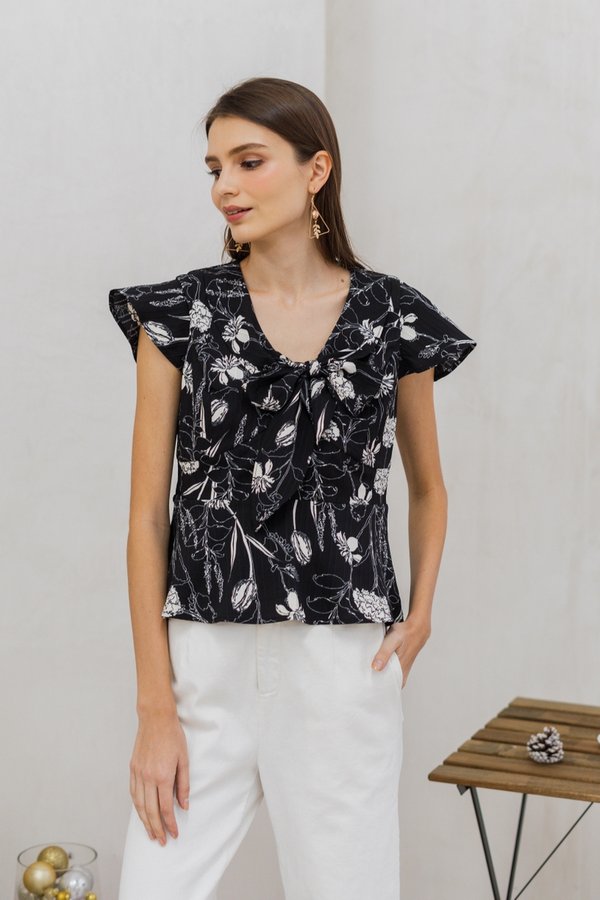 Avani Floral Tie Front Top in Black (XS)