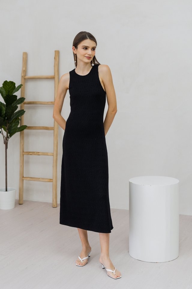 Alyvia Knit Maxi Dress in Black
