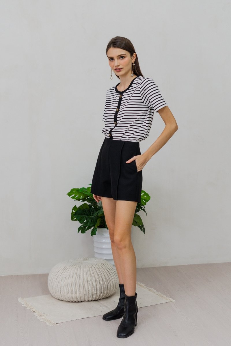 Deliah Panelled High Waisted Shorts in Black
