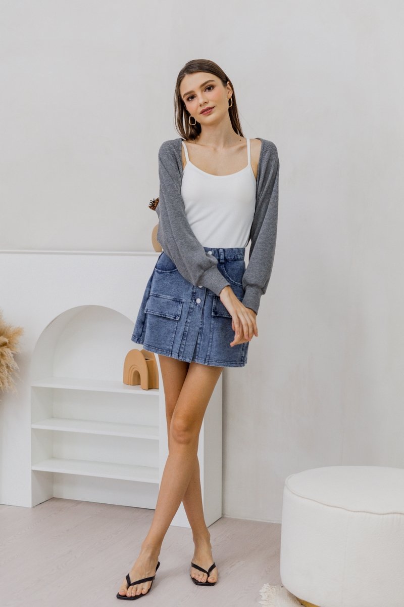 Ashlyn Knit Crop Cardigan in Grey (XL)