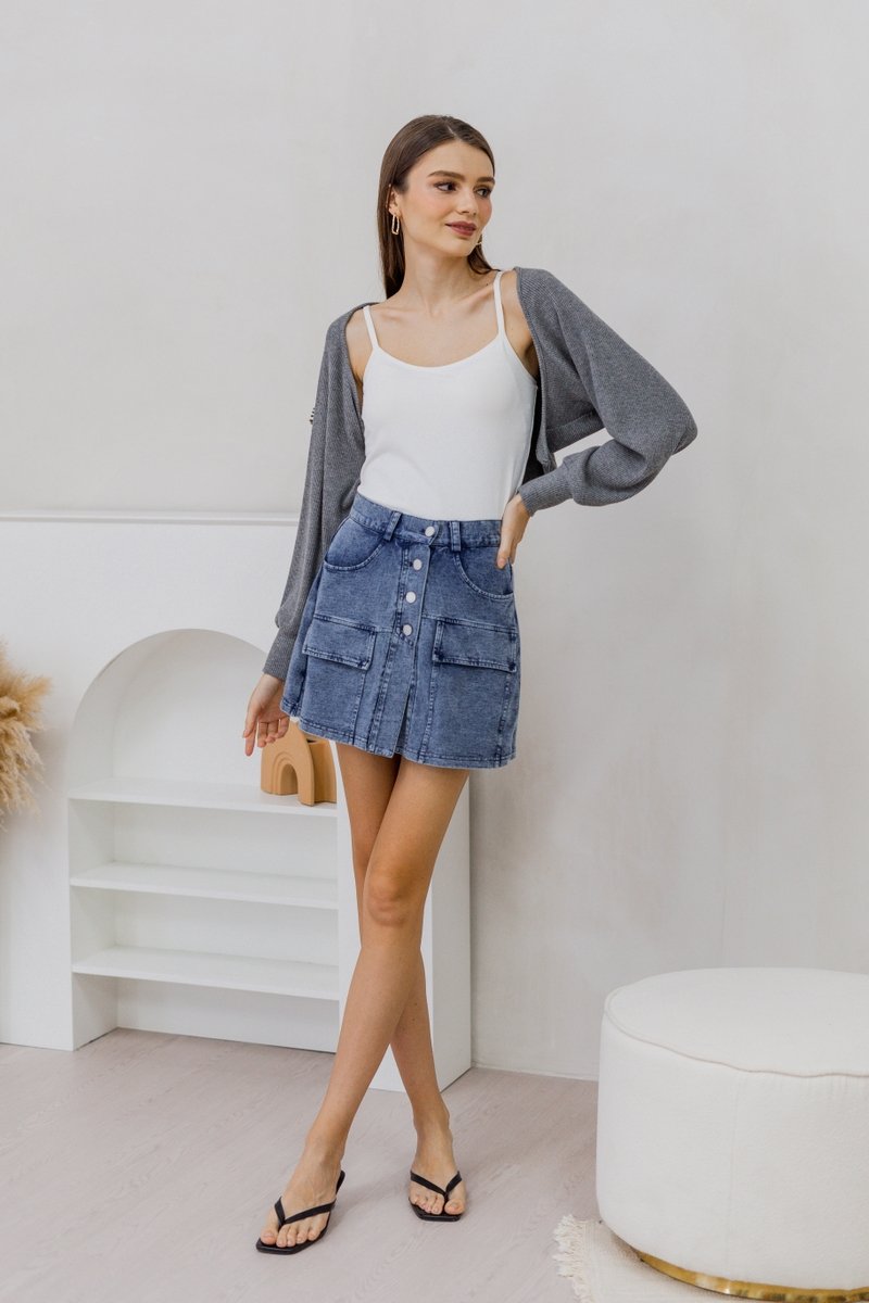 Ashlyn Knit Crop Cardigan in Grey (XL)