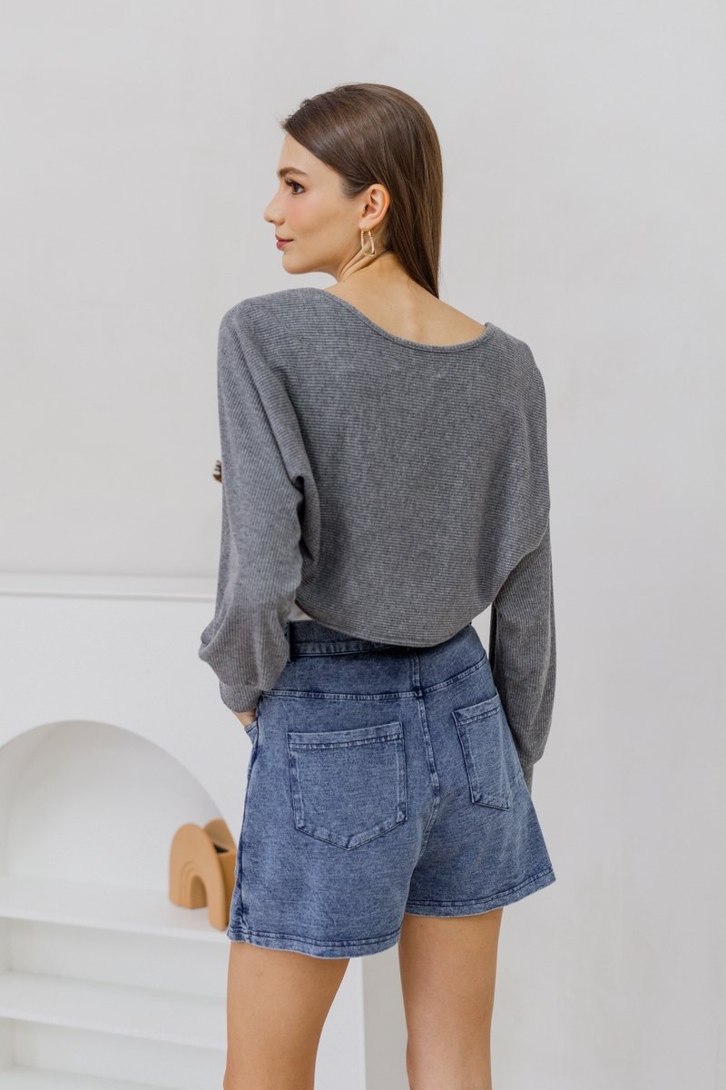 Ashlyn Knit Crop Cardigan in Grey (XL)