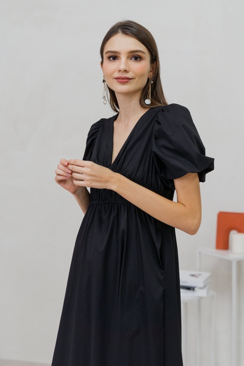 Jazzie Empire Maxi Dress in Black (XS)