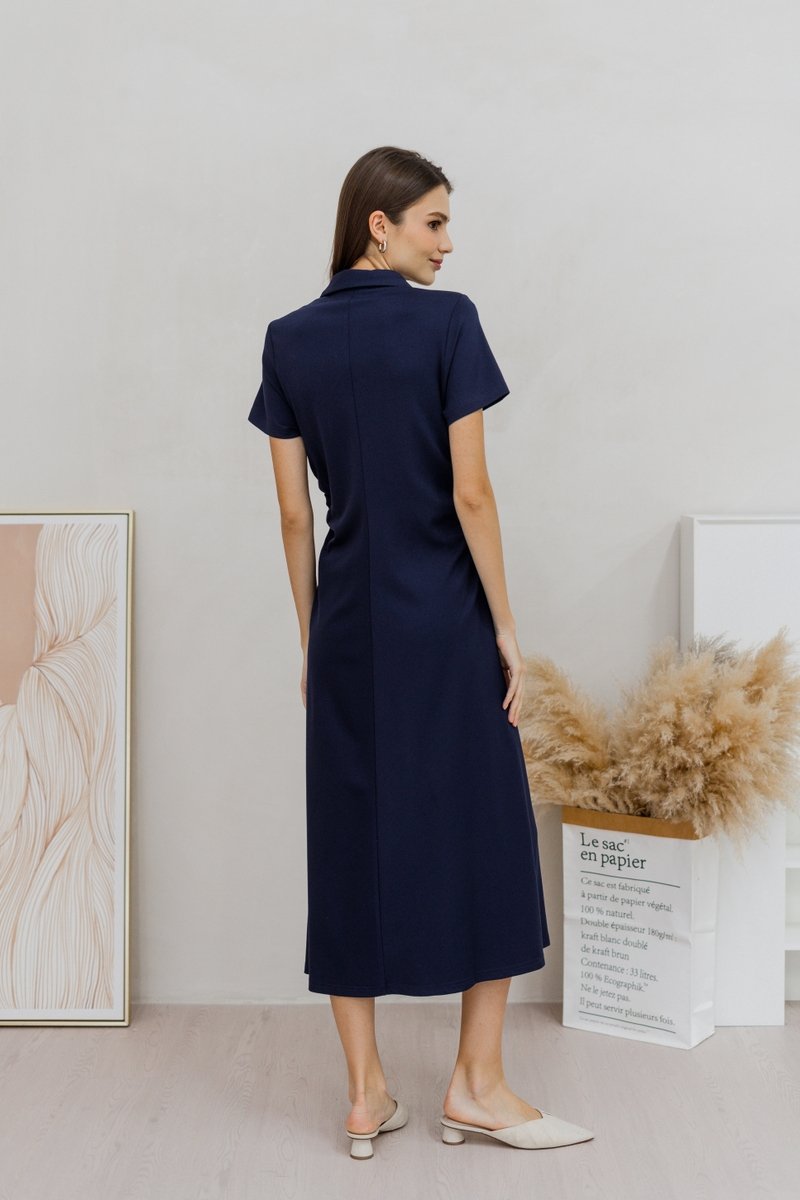Genevieve Side Ruched Button Maxi Dress in Navy (XS)