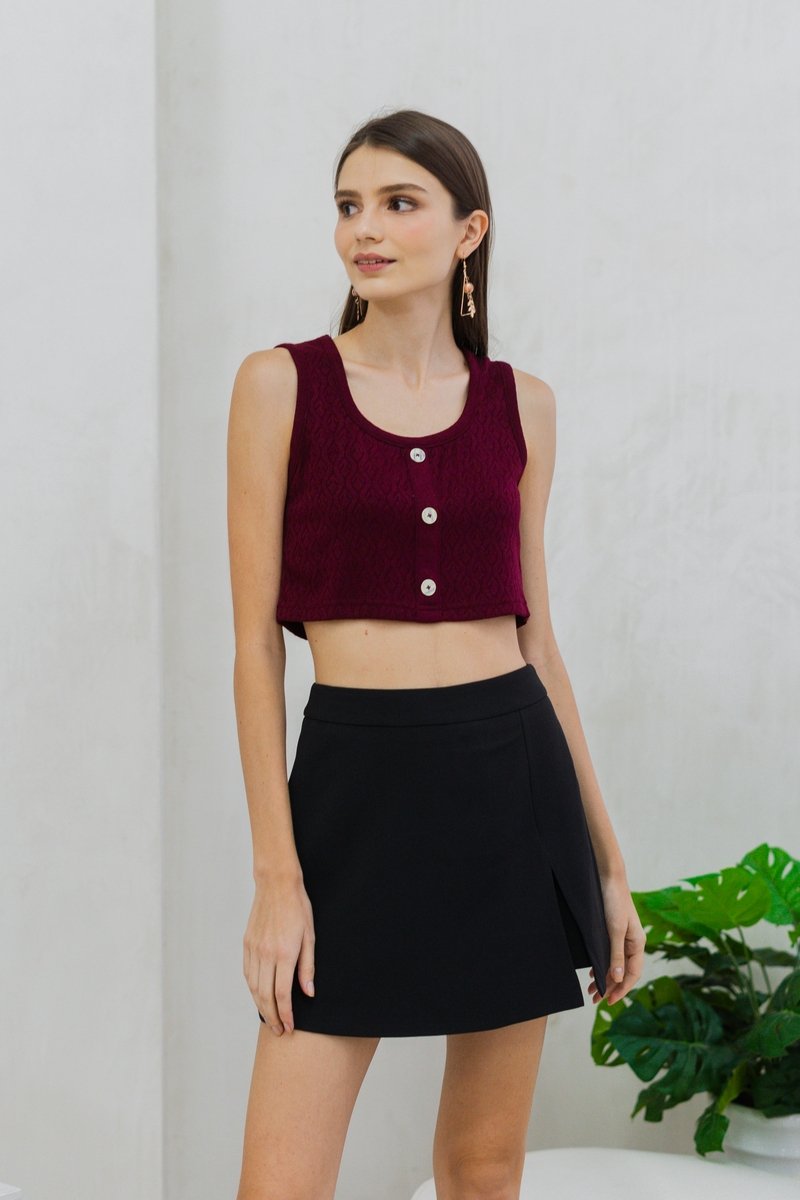 Lilo Knit Button Crop Top in Wine