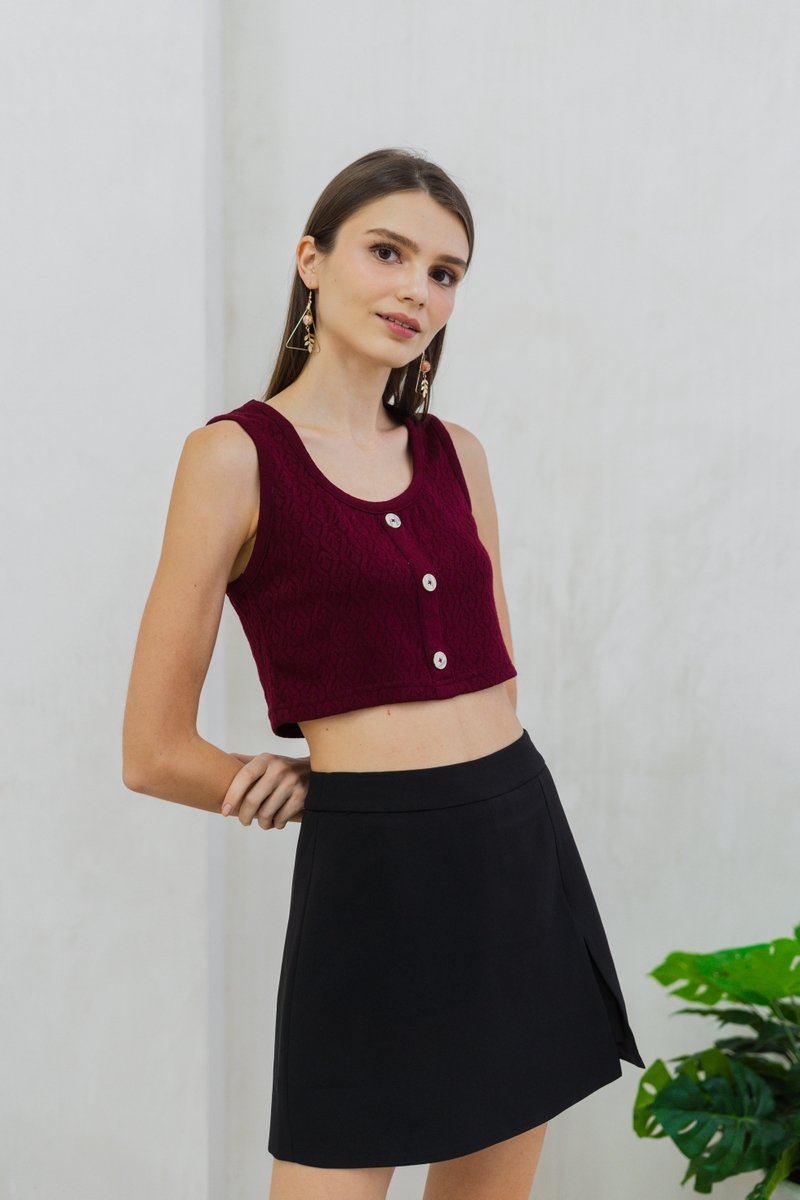 Lilo Knit Button Crop Top in Wine