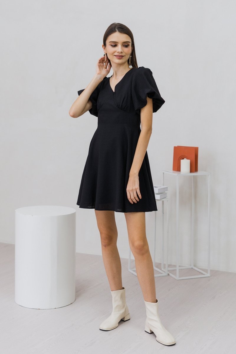 Carolina Puff Sleeve Empire Dress in Black (XS)