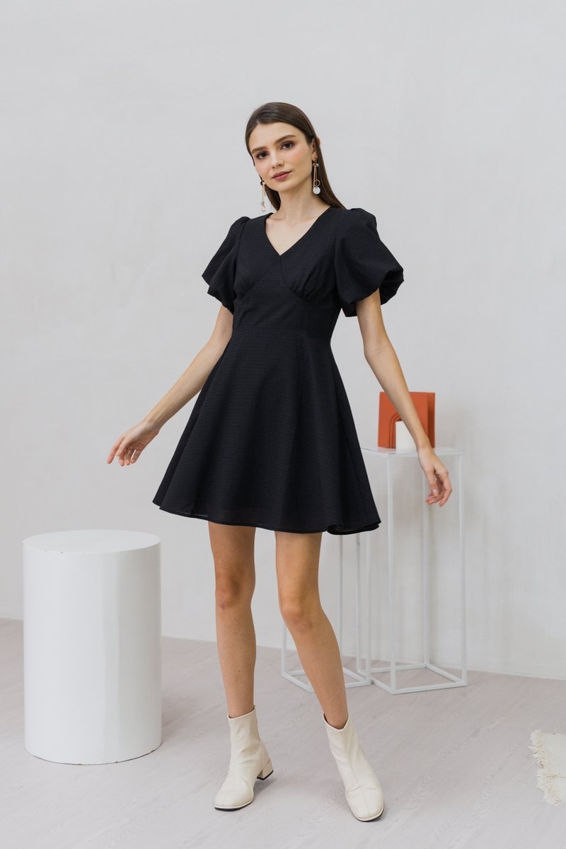 Carolina Puff Sleeve Empire Dress in Black (XS)