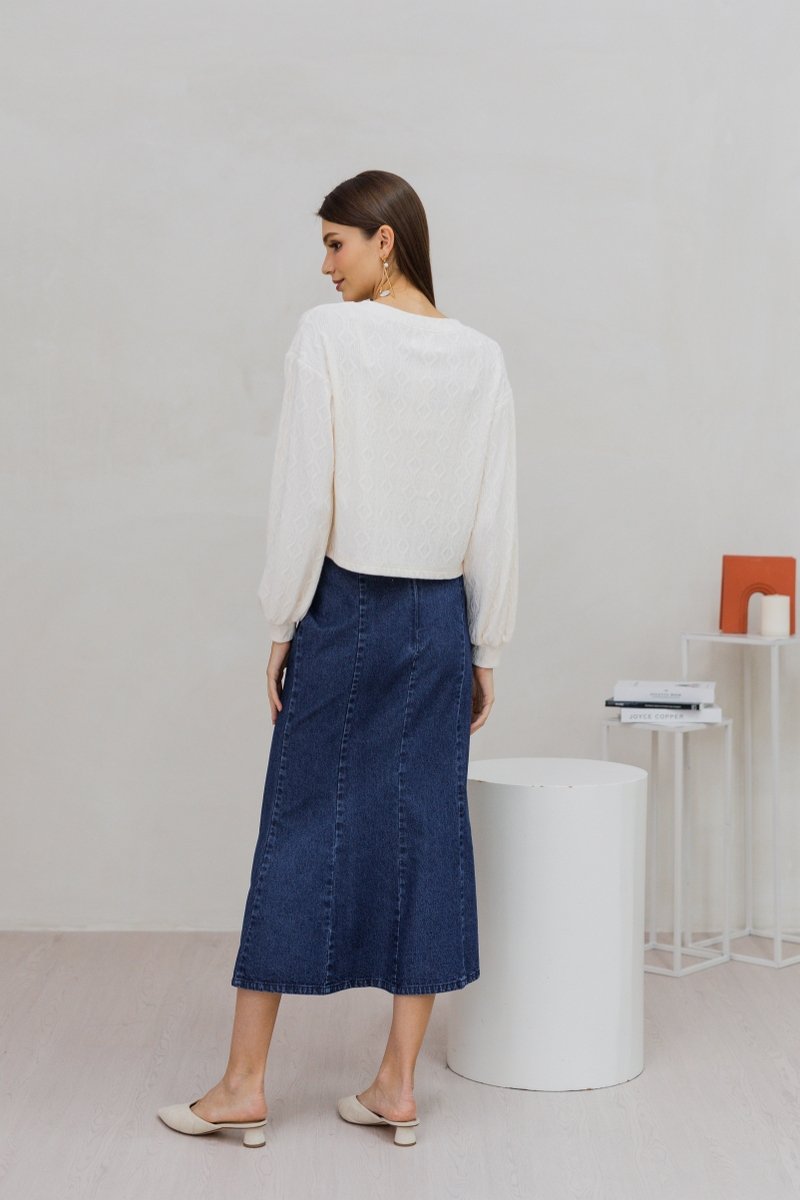 Shailene Button Knit Cardigan in White (XXL)