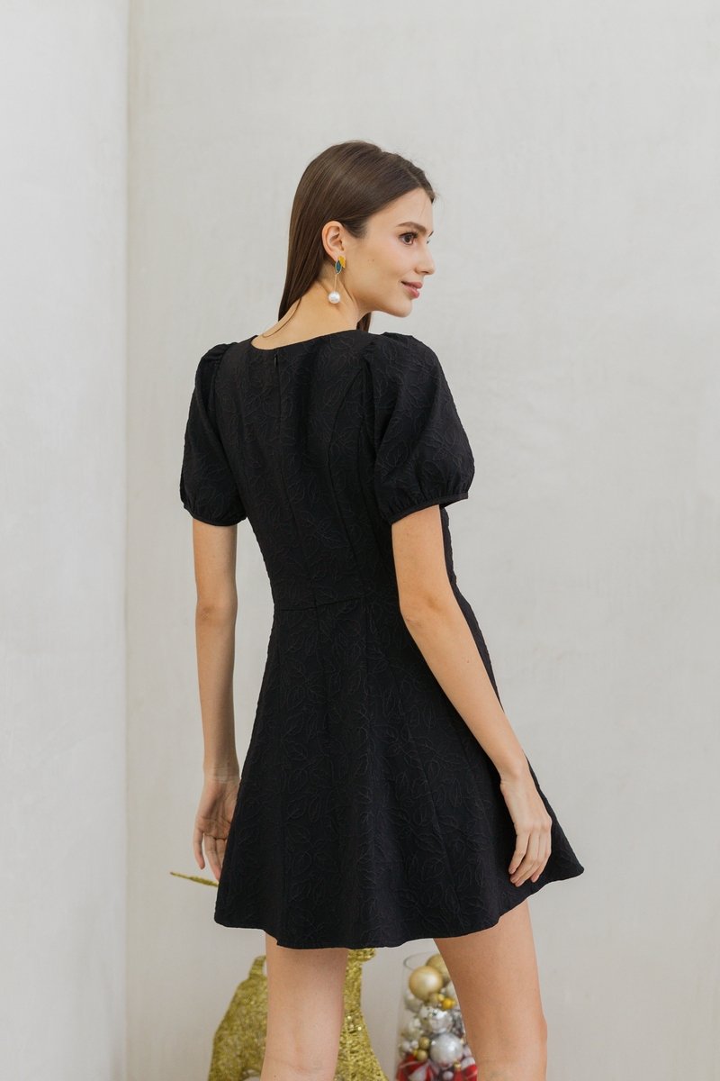 Savannah Embossed Skater Dress in Black (XS)