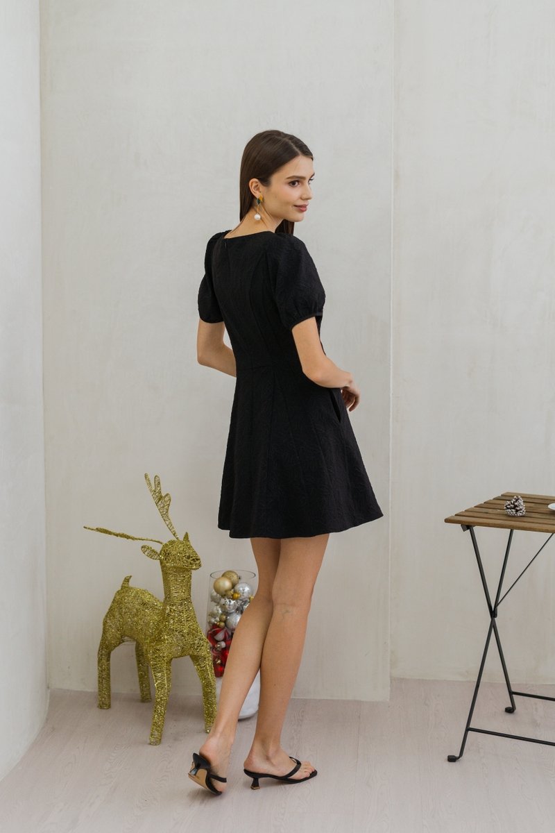 Savannah Embossed Skater Dress in Black (XS)