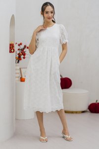 Florence Floral Eyelet Midi Dress in White (XS)