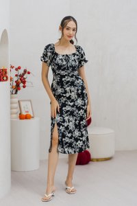 Kaia Floral Midi Dress in Black (XS)
