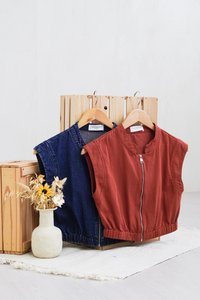 Nala Front Zip Denim Crop Top in Dark Wash (XL)