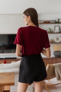 Jazmine Tailored Shorts in Black (XS)