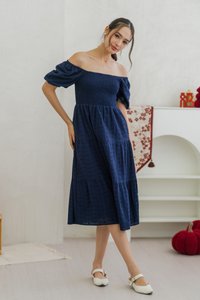 Faye Floral Eyelet Smocked Midi Dress in Navy (XS)