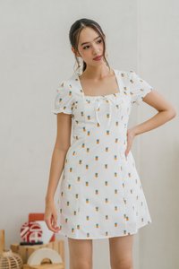 Lucy Tie Ribbon Pineapple Dress in White (XS)