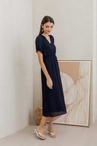 Leah Textured Button Maxi Dress in Navy (XS)