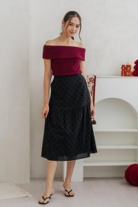 Anna Floral Eyelet Midi Tiered Skirt in Black (S)