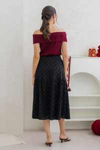 Anna Floral Eyelet Midi Tiered Skirt in Black (S)