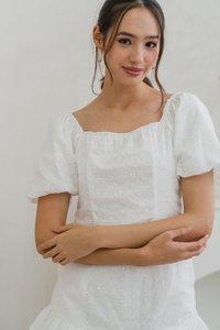 Debby Eyelet Crop Sleeve Top in White (XS)