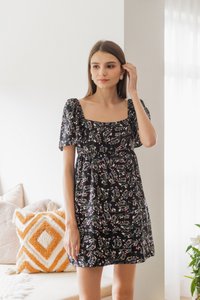Fiorella Floral Babydoll Dress Romper in Black (XS)