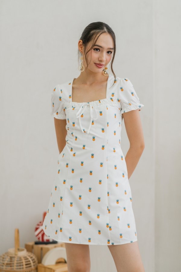 Lucy Tie Ribbon Pineapple Dress in White (XS)