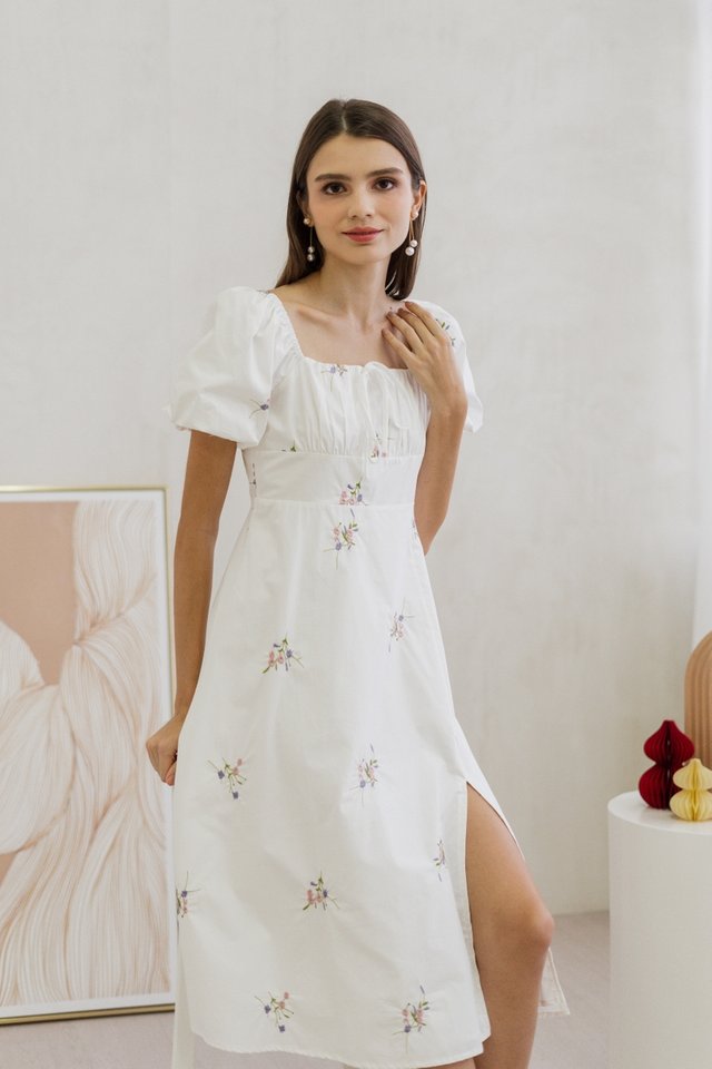 Poppy Floral Embroidery Ruched Midi Dress in White 