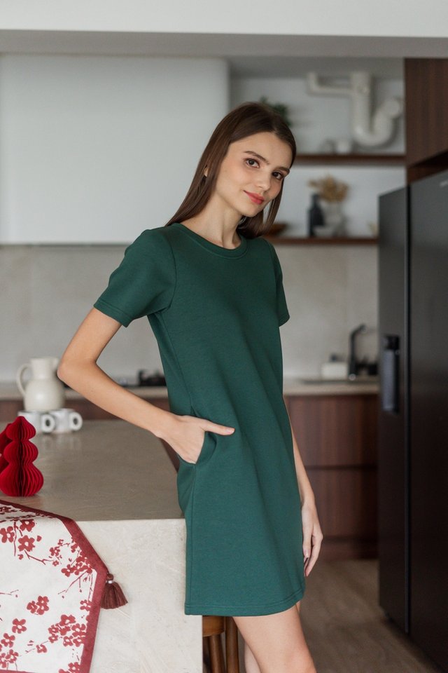 Zoey Basic Shift Dress in Forest