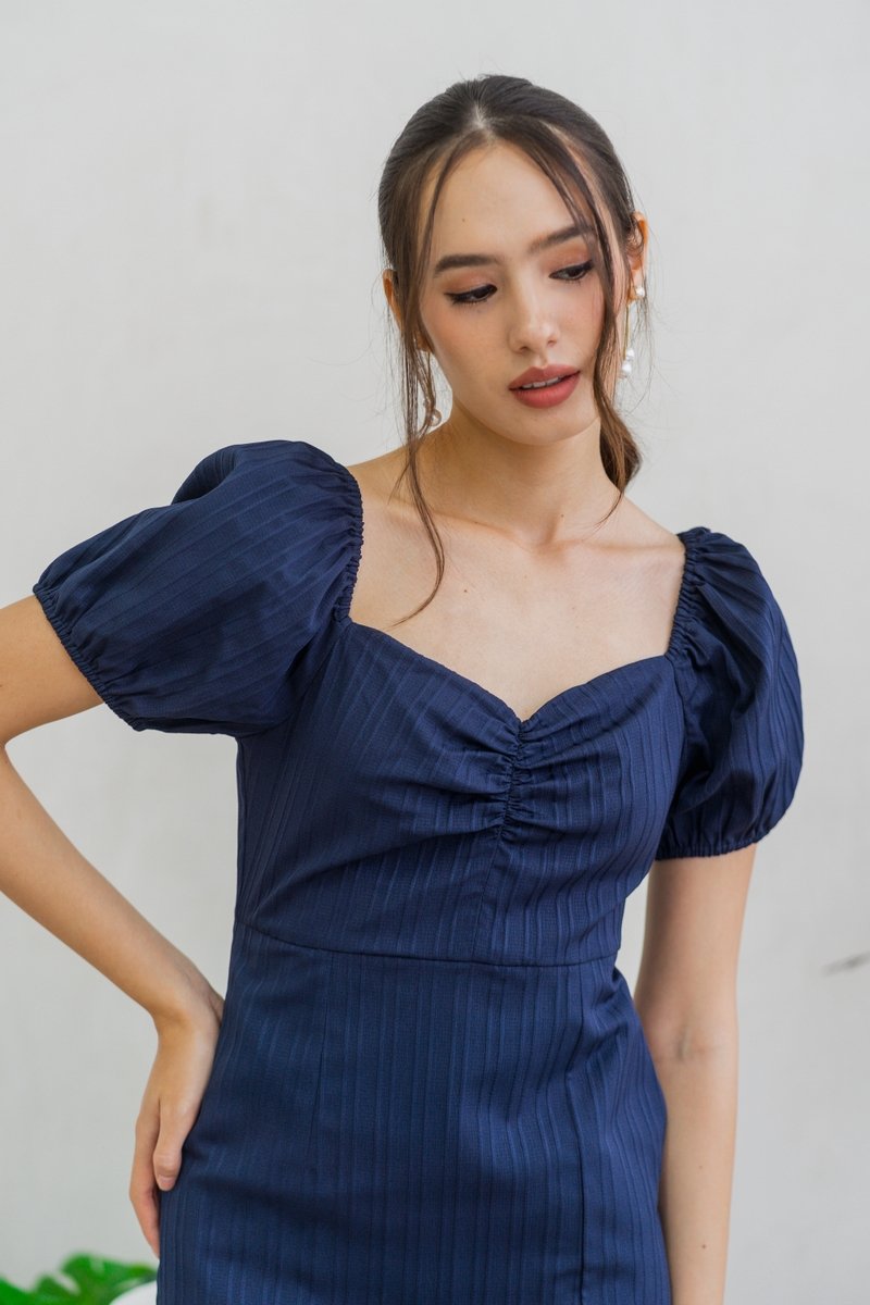 Charlotte Sweetheart Midi Dress in Navy (XS)