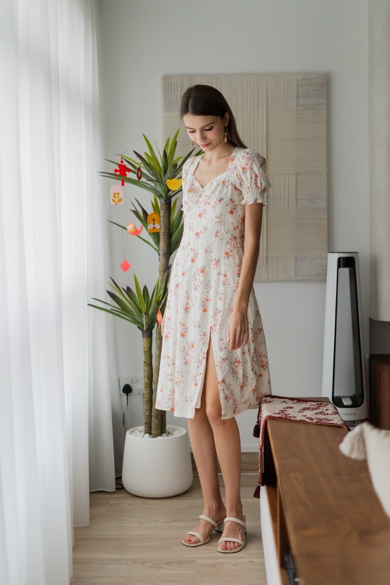 Elise Floral Ruched Eyelet Midi Dress in Pink (XS)