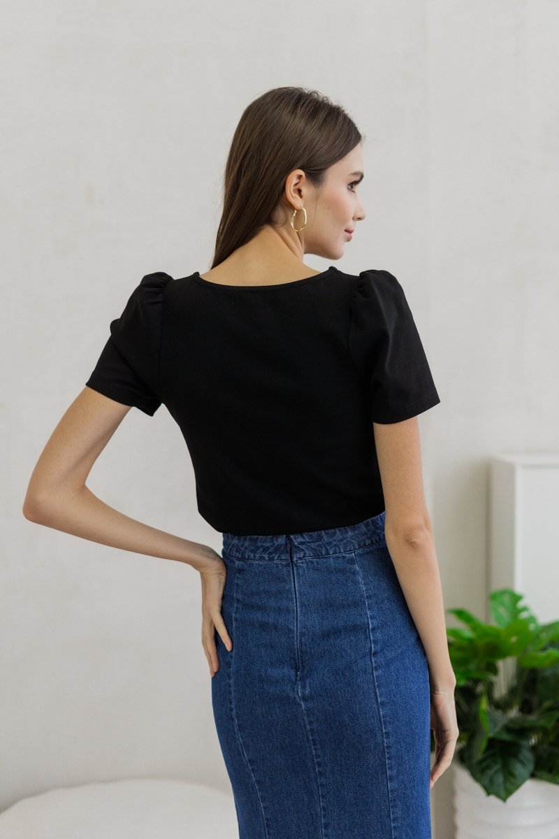 Izabel Ribbed Cotton Sweetheart Top in Black (XS)