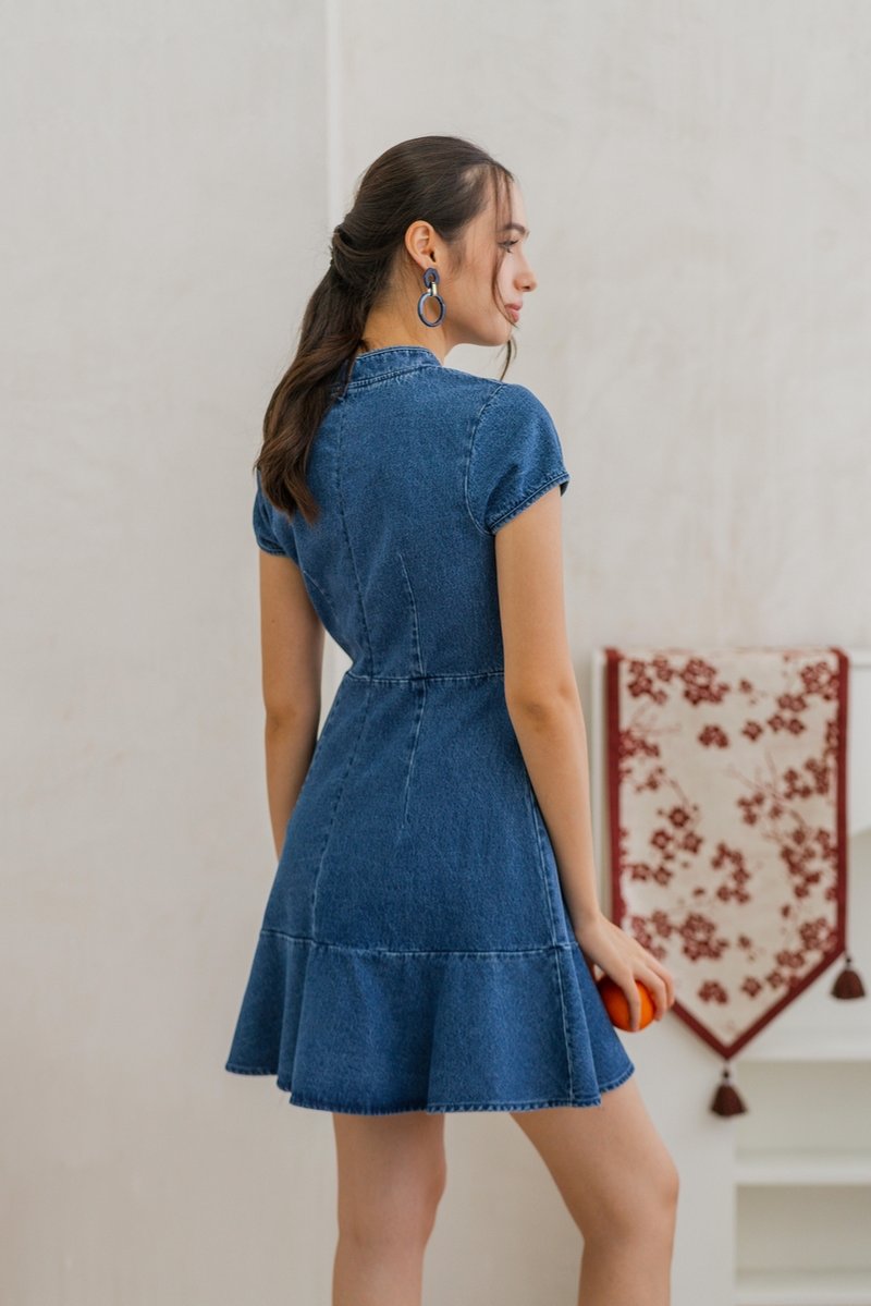 Nelly Cheongsam Dropwaist Denim Dress (L)