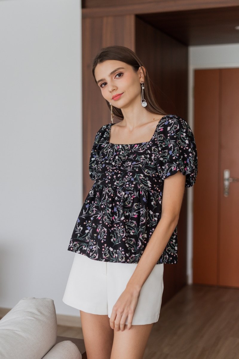 Fiorella Pleated Floral Top in Black (XS)