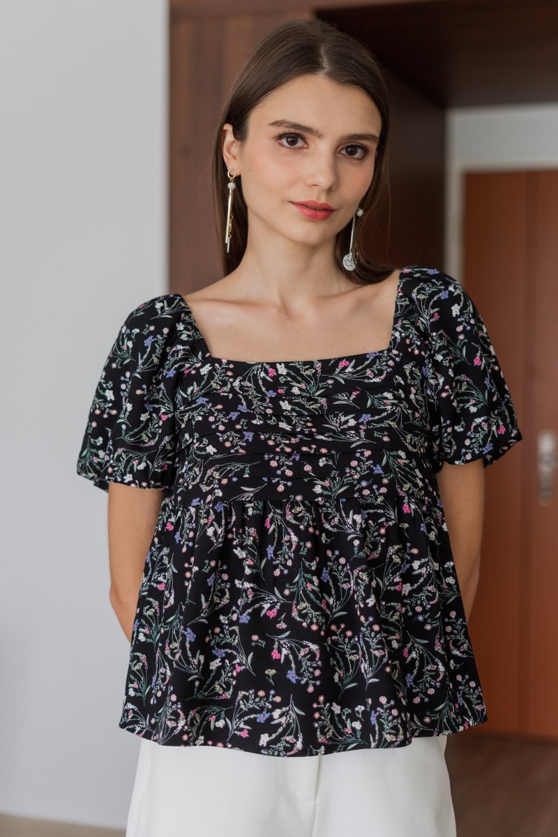 Fiorella Pleated Floral Top in Black (XS)