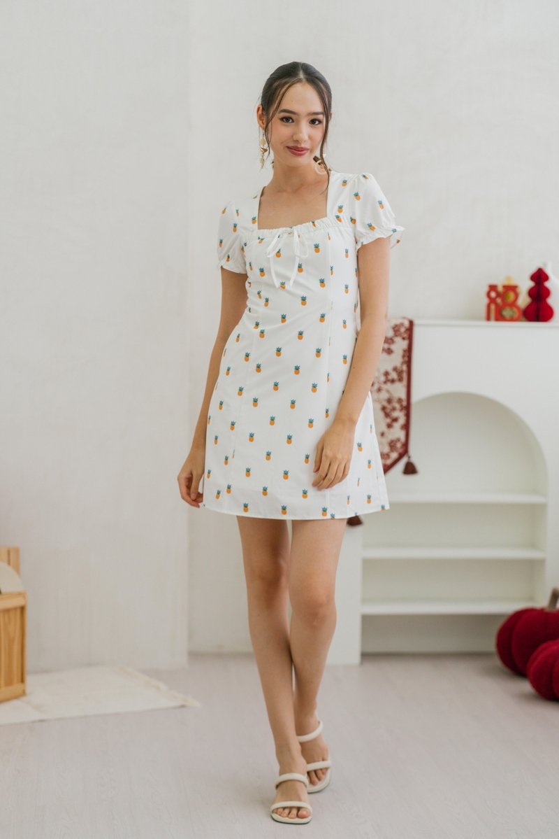 Lucy Tie Ribbon Pineapple Dress in White (XS)